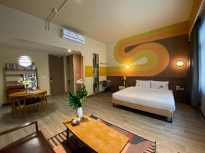 Miami Hotel Bangkok - SHA Plus